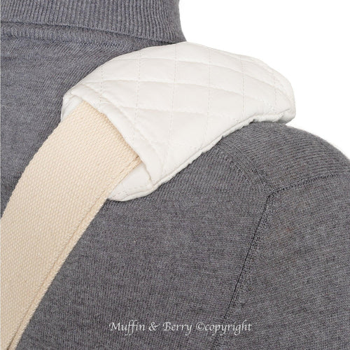 Muffin & Berry Sling Dog Carrier and Pet Travel Bag - Bianca - Pets Own Us - Muffin & Berry - United Kingdom